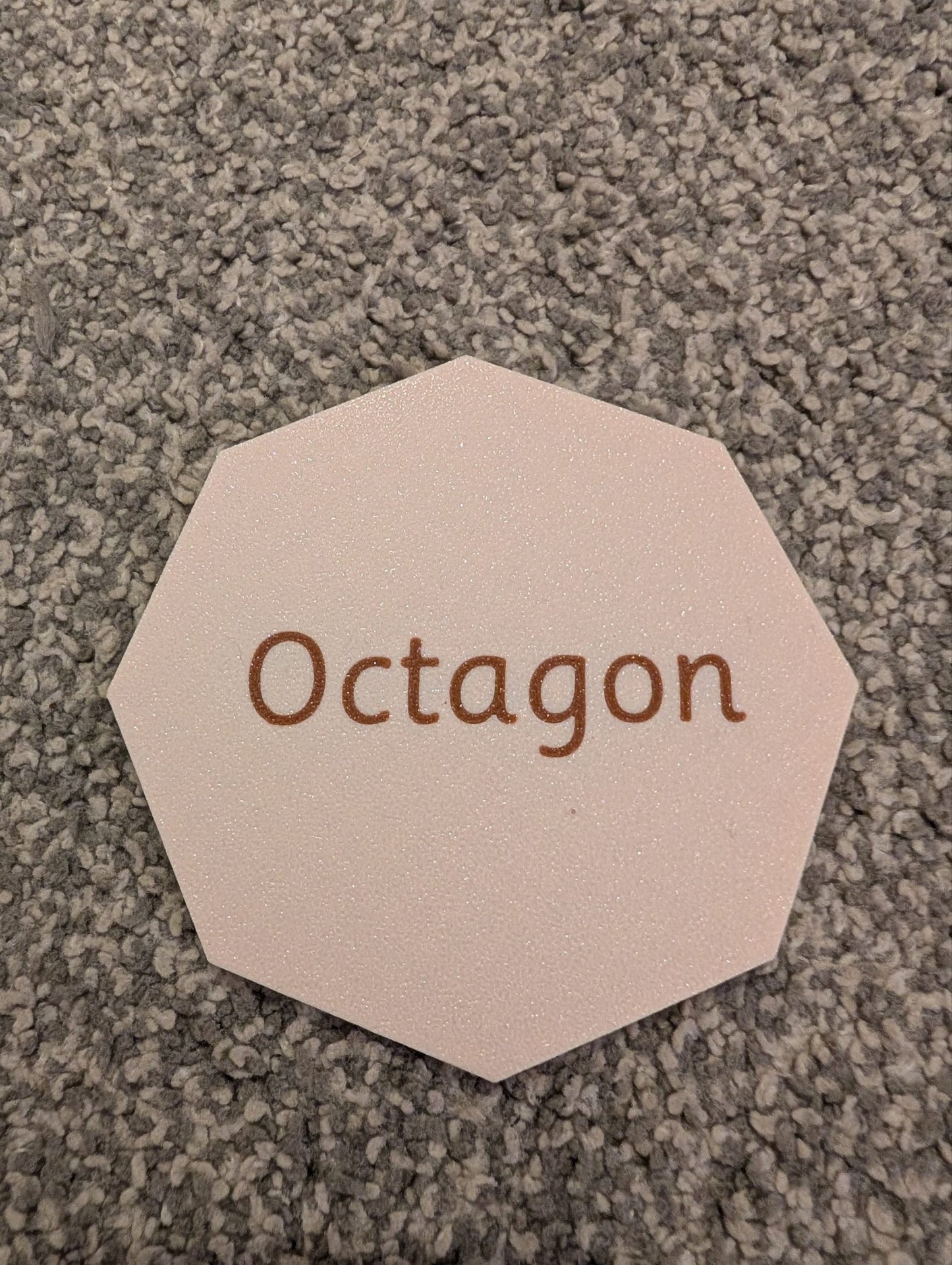 Shapes with names - Beige image