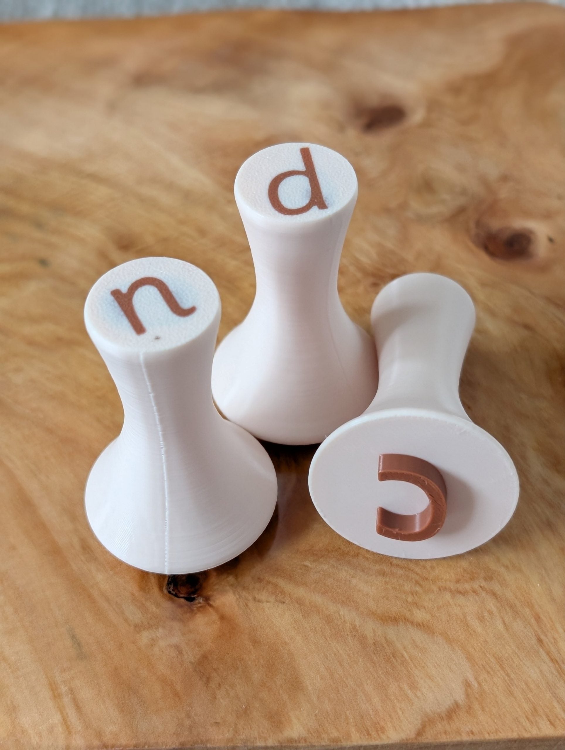 Phase 2 Phonics Play Dough Stamps - Beige image
