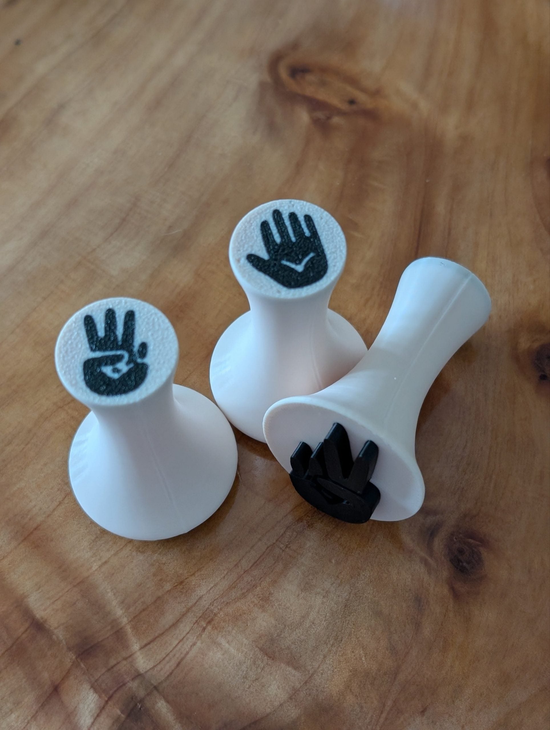 Counting fingers Playdough stamps - Beige image